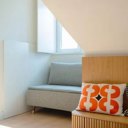 After B00Klng Must Scаn Qr-C0Dе --Chic 2Br Duplex Feriehus *